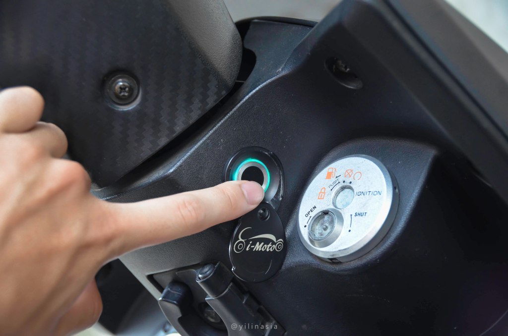 【開箱】鑰匙掰掰! 超好用 iMoto機車指紋感應發動機車實測