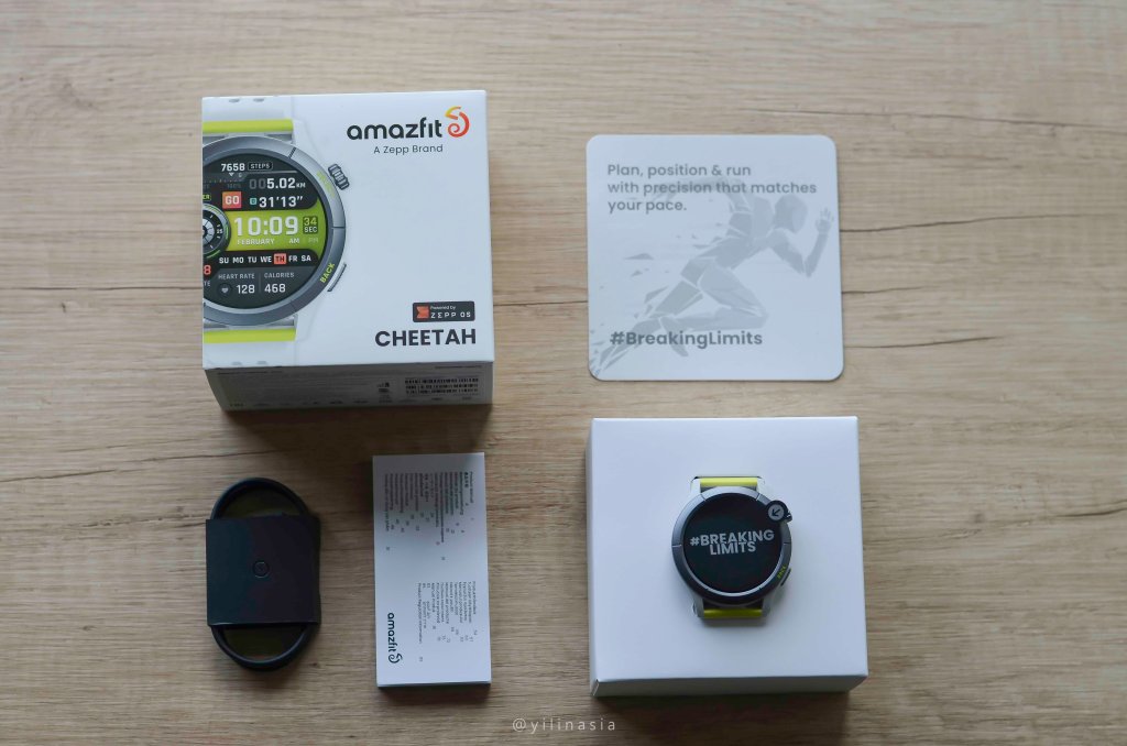 【開箱】AMAZFIT CHEETAH智慧手錶實測 : 開箱AMAZFIT CHEETAH完整內容物 - 手錶、充電線、說明書