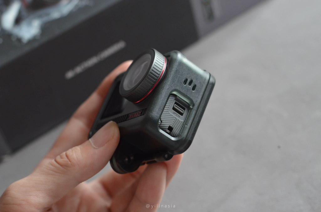 【開箱】AKASO BRAVE 8 4K FPS運動攝影機實測 : 攝影機外觀實拍